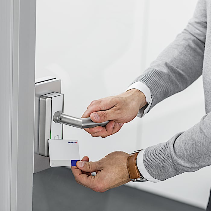 Dormakaba C-lever design premium entreprises - Solutions de sécurité professionnelles